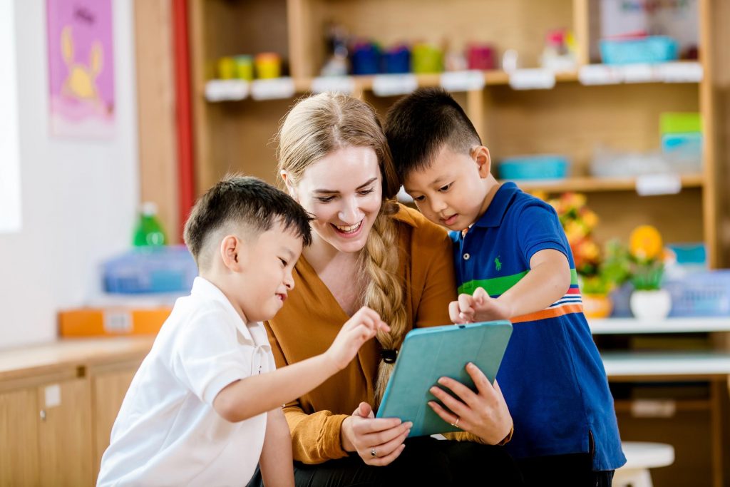 Tiếng Anh Thiếu Nhi: